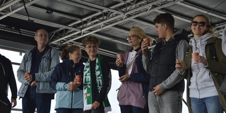 Powiększ grafikę: relacja-z-chrztu-morskiego-uczniow-klas-i-712199.jpg
