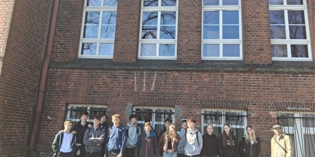 Udział uczniów w spotkaniu autorskim z dr. Wacławem Kulczykowskim w ramach projektu „Zdolni z Pomorza